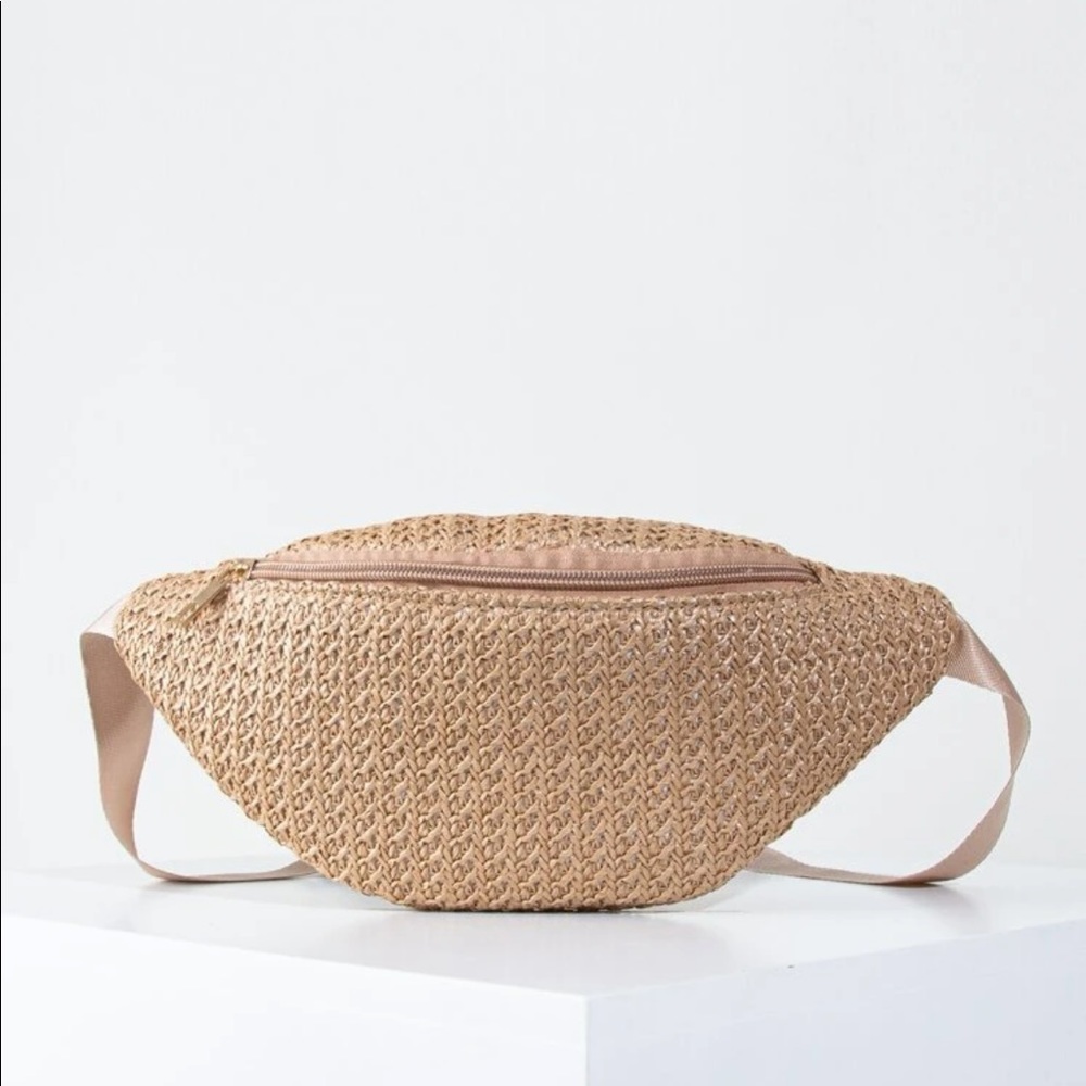 Bohemian Tan Khaki Straw Woven Fanny Pack Casual Summer Bag